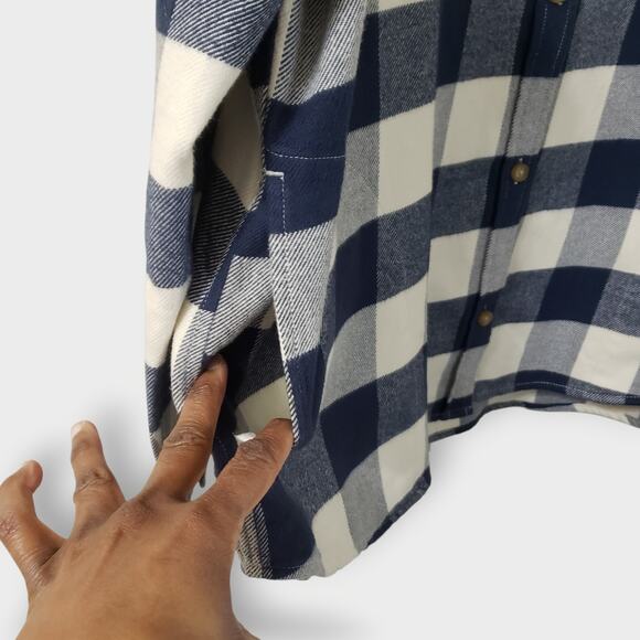 LL Bean Womens Brushed Flannel Shirt Blue Gingham Relaxed Fit Sz XLP Pockets - Picture 3 of 11
